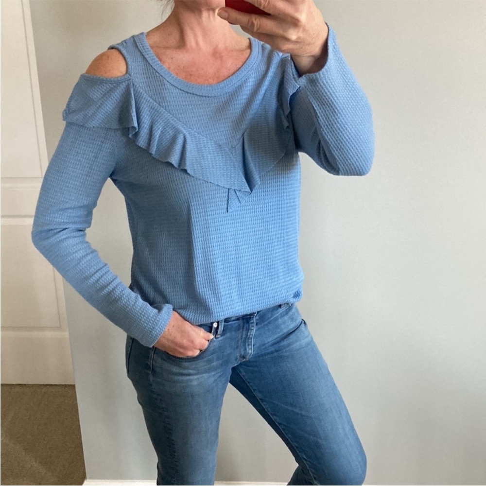 Women's Blue Ruffle Cold Shoulder Top - Picture 3 of 8